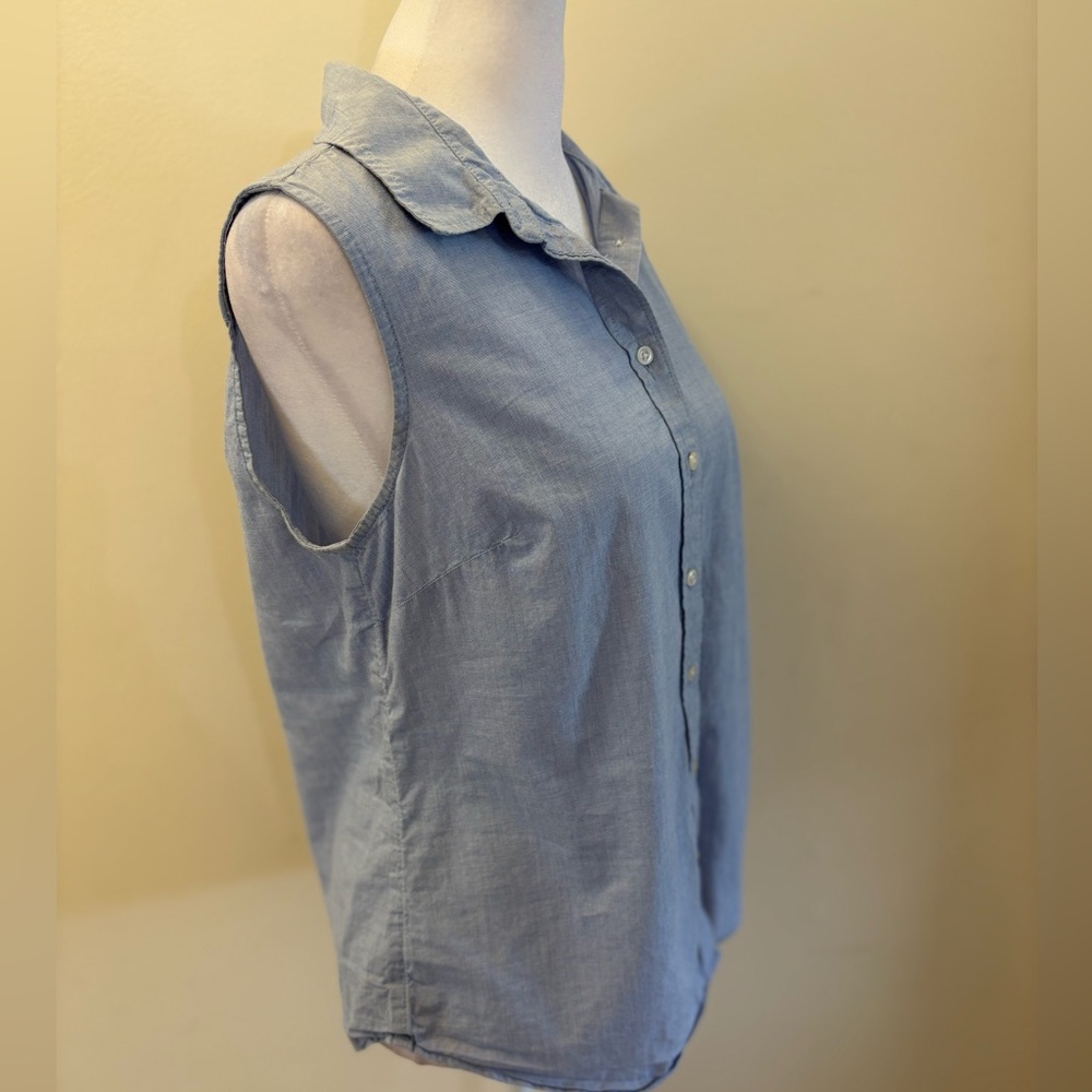 Small Petite Talbots Blue Chambray Sleeveless Button Down Shirt - Picture 7 of 10